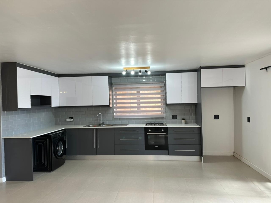 To Let 1 Bedroom Property for Rent in Mountainside Western Cape